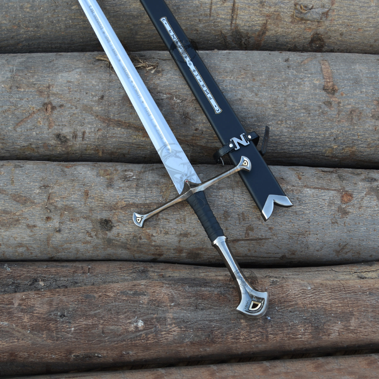 Anduril – The Sword of Aragorn  Strider from LOTR