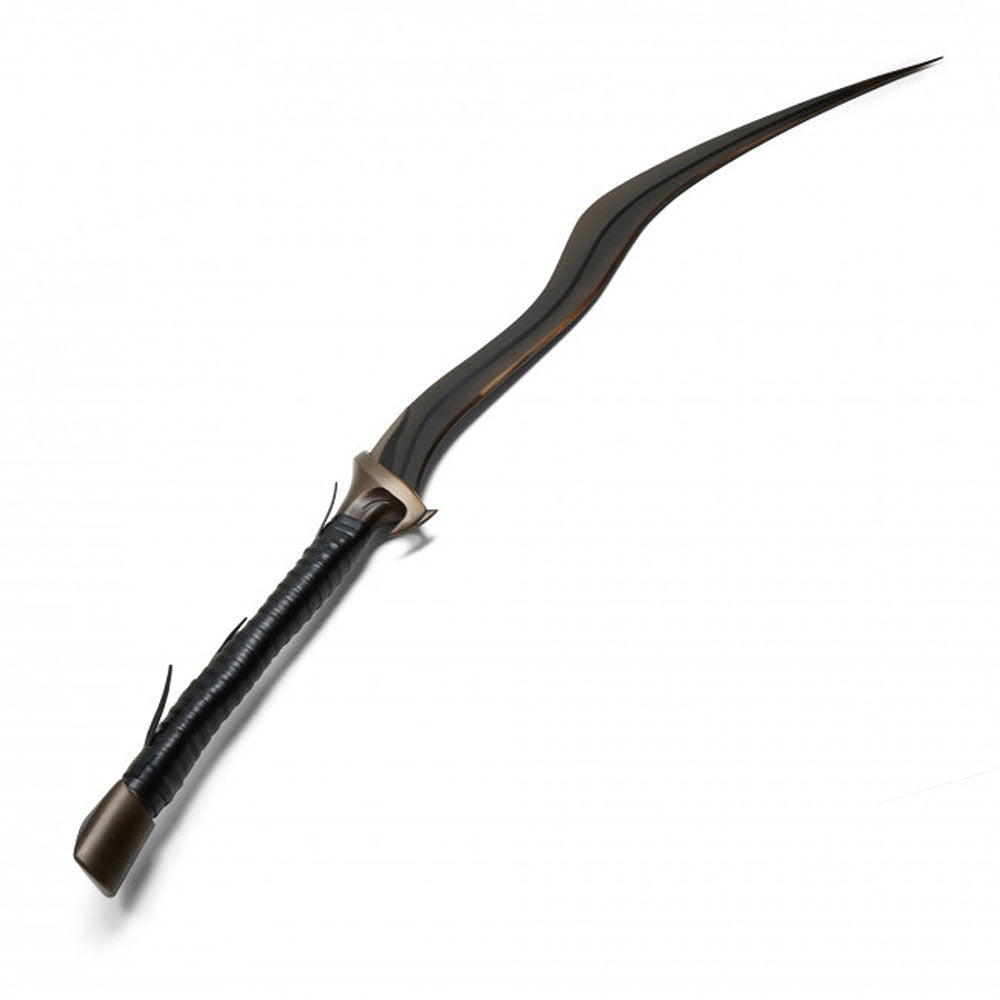 Bloodhound's Fang Greatsword With Wall Mount