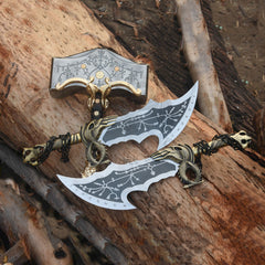 Kratos Blades of Chaos and Thor Hammer