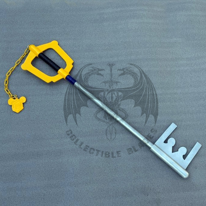 Kingdom Hearts Sora Keyblade Replica with Free Display Stand