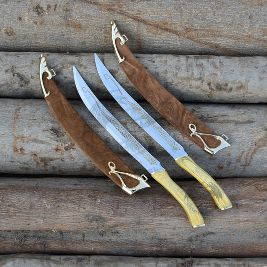 fighting knives of legolas​